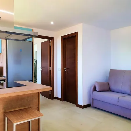 Momentos, Gomez Apartment *